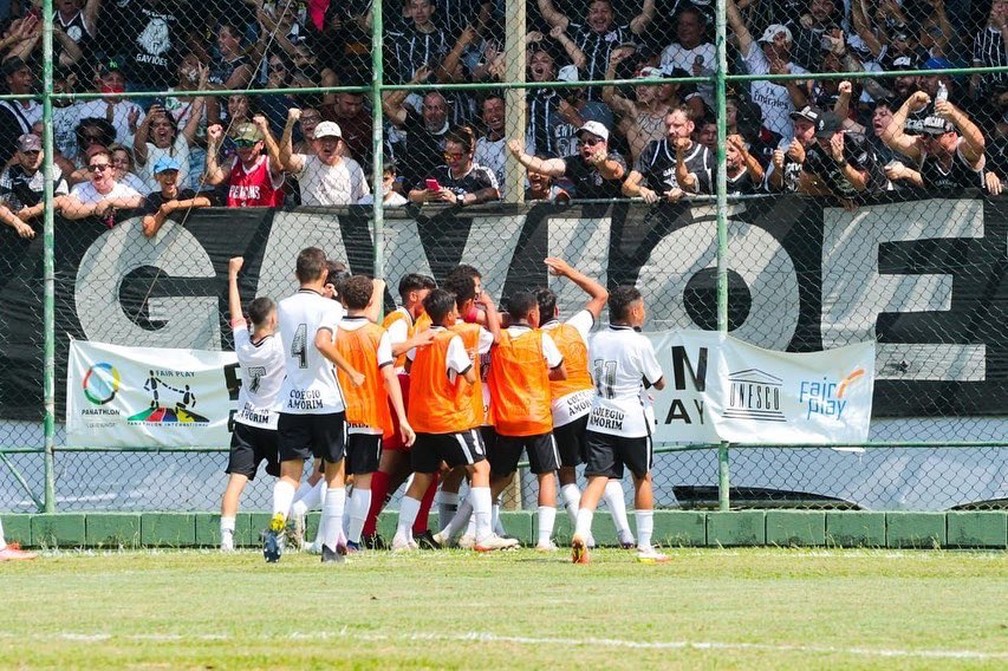 Corinthians vence o Santos e é tricampeão da Copa Votorantim sub-15