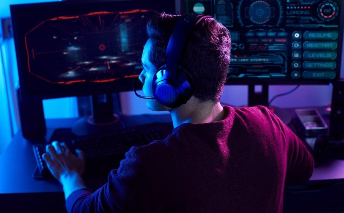 JBL anuncia novo fone de ouvido gamer no Brasil; veja novidades