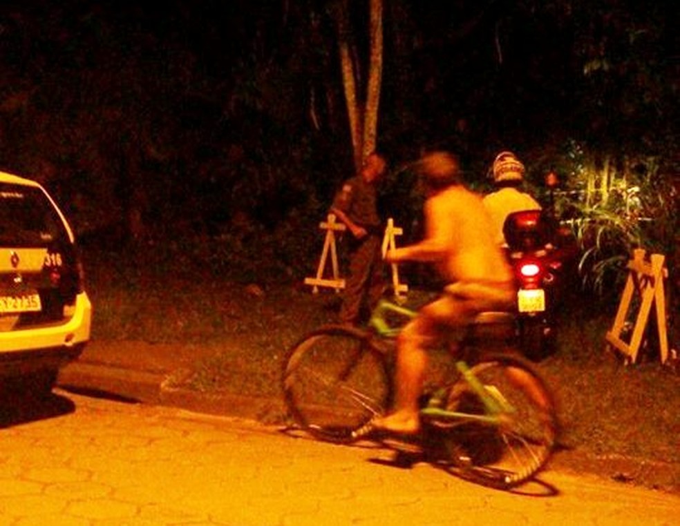 Corpo da jovem foi encontrado por turistas em condomínio de luxo em Bertioga, SP (Foto: Arquivo Pessoal)