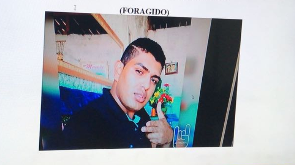 André Lius Ferreira da Silva é suspeito de envolvimento no triplo homicídio (Foto: Divulgação/ Polícia Civil)