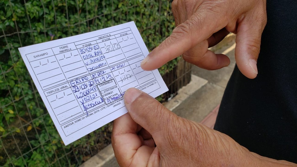 Registro de vacinação contra a Covid-19 — Foto: Danilo Girundi / TV Globo