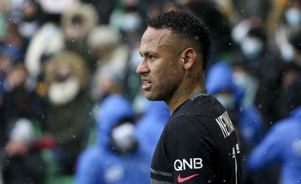 Neymar não entra em campo pelo Paris Saint-Germain desde o dia 28 de novembro — Foto: Getty Images