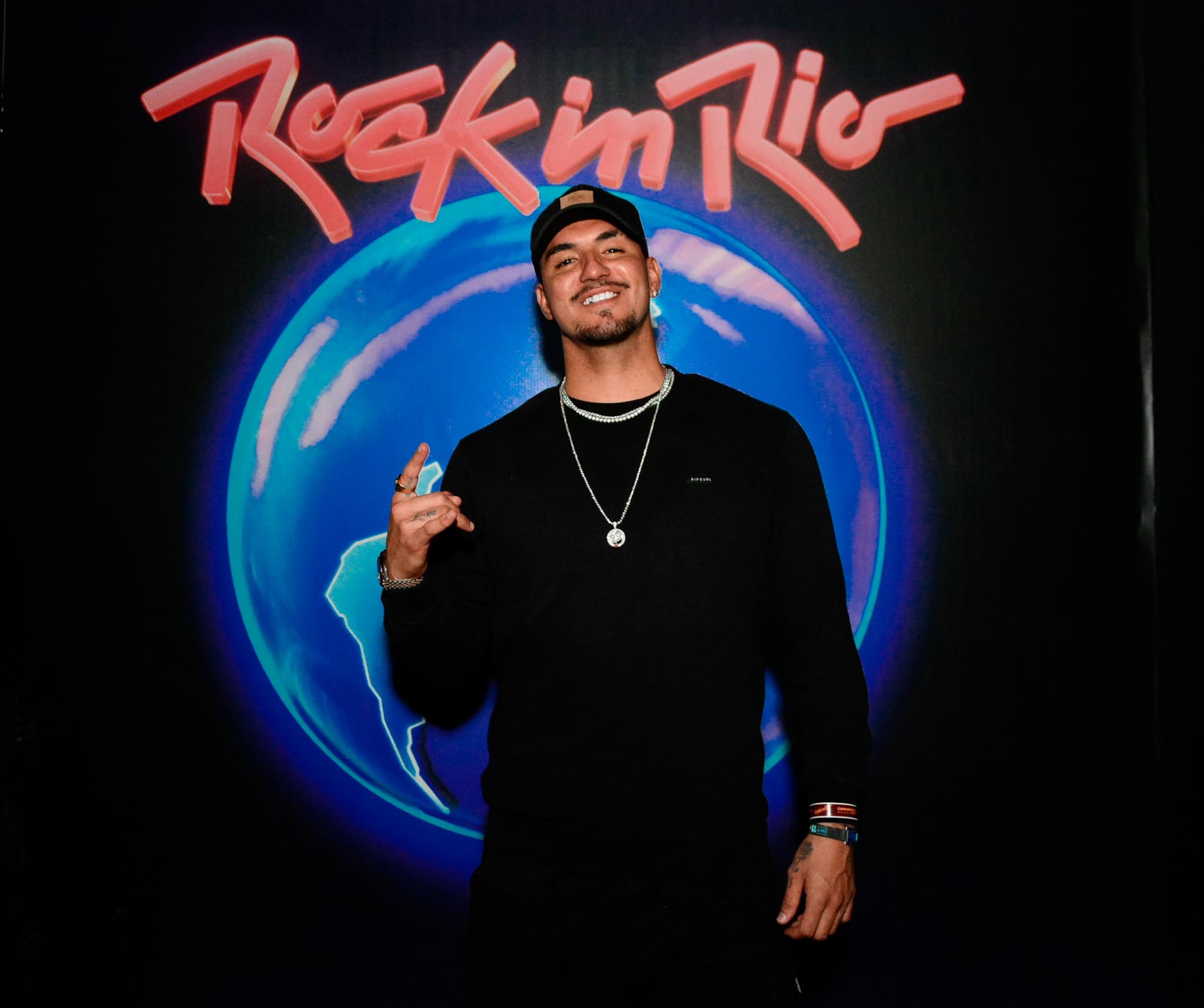 Gabriel Medina diz no Rock in Rio que está cansado de perguntas sobre vida amorosa