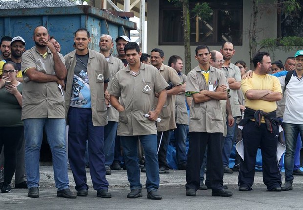 Os trabalhadores na Samot, em São Bernardo, participaram de assembleia na tarde desta terça-feira (25/04). A categoria está mobilizada para a Greve Geral que será realizada na próxima sexta-feira (28/04) (Foto: Edu Guimarães/SMABC)