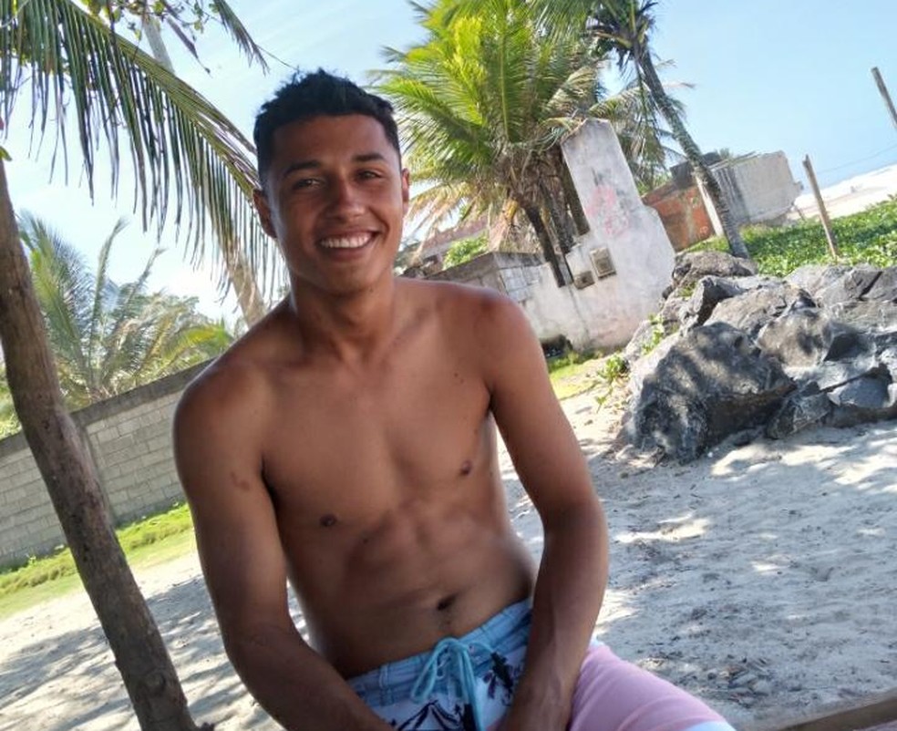 Jovem indígena é morto a tiros e tem corpo carbonizado em acampamento na Bahia — Foto: Reprodução/ Redes Sociais