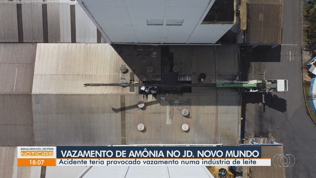 Segue em andamento operao para retirar guindaste que causou vazamento de amnia
