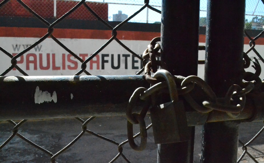 Da Libertadores Ã  Ãºltima divisÃ£o de SP: Paulista luta para nÃ£o fechar as portas