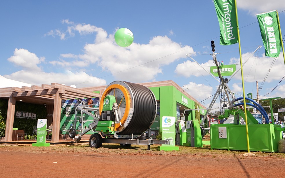 Lavoura irrigada com equipamento Irricontrol — Foto: Divulgação