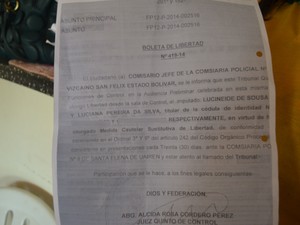 Brasileiras foram soltas, mas deverão comparecer a Venezuela mensalmente para assinar documentos, segundo uma autorização da Justiça venezuelana (Foto: Emily Costa/ G1 RR)