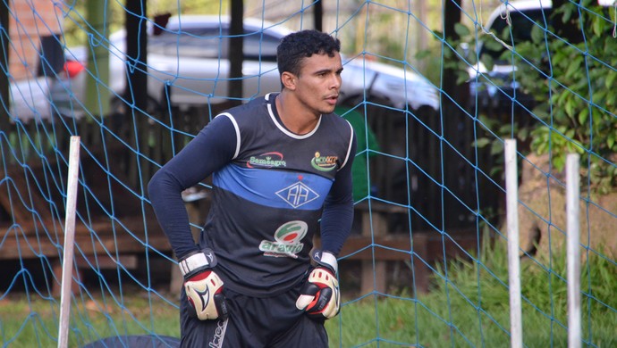 Babau, goleiro do Atlético-AC (Foto: Murilo Lima)