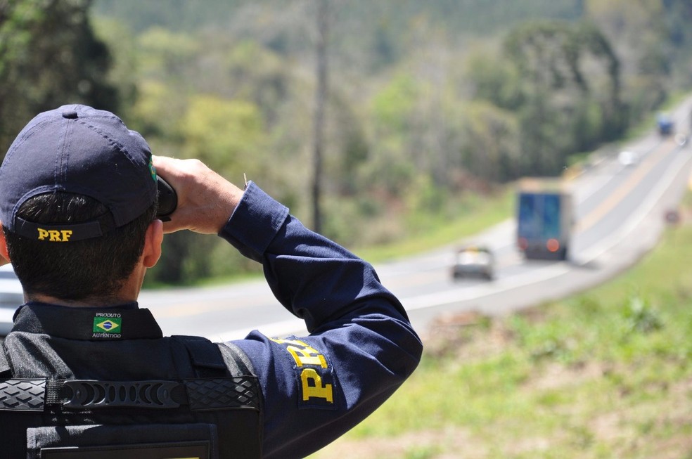 NÃºmero de acidentes nas rodovias federais do ParanÃ¡ cai quase 60% no feriado de PÃ¡scoa (Foto: DivulgaÃ§Ã£o/PRF)