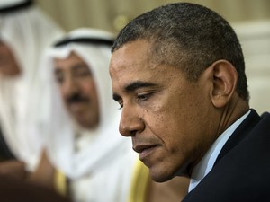 O presidente dos EUA, Barack Obama, durante encontro com o emir do Kuwait, nesta sexta-feira (13), na Casa Branca (Foto: AFP)