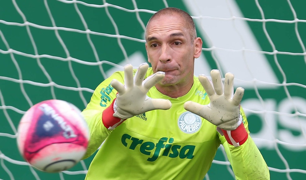 Fernando Prass durante treino do Palmeiras (Foto: César Greco / Agência Palmeiras)