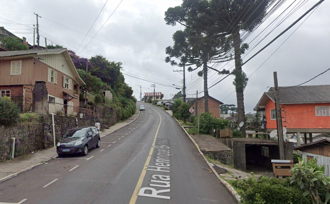 Rua Henrique Bertoluci em fevereiro de 2024