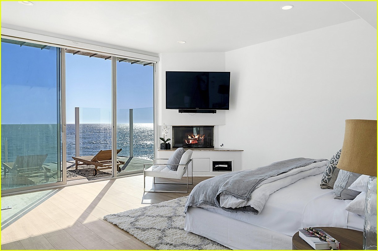 Paris Hilton compra casa de praia em Malibu (Foto: Reprodução)