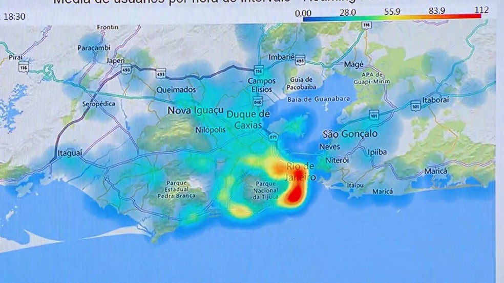 Sistema da Prefeitura do Rio mostra onde há aglomerações com base nos sinais de celulares — Foto: Reprodução/TV Globo