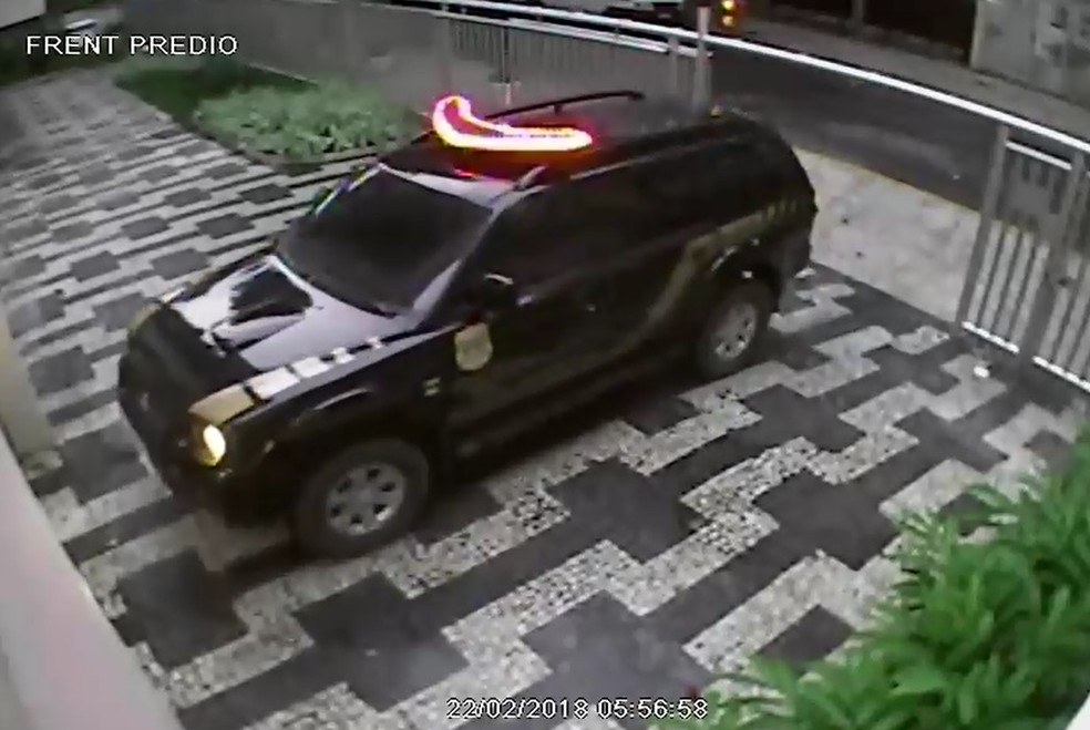 Criminosos se passavam por agentes da Polícia Federal no Rio (Foto: Divulgação/ Polícia Civil)