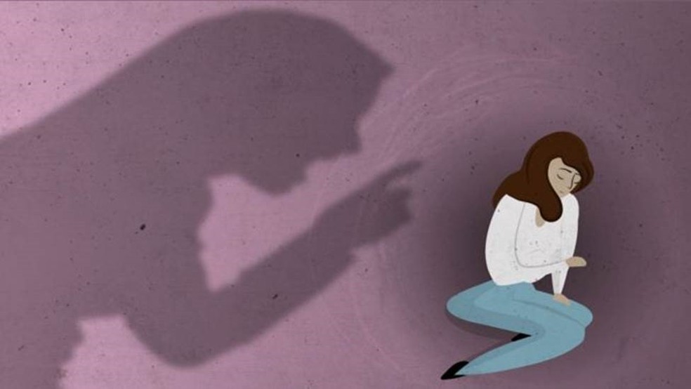 Se vocÃª comeÃ§a a se identificar em alguma situaÃ§Ã£o, procure ajuda. NÃ£o deixe que isso se torne um tema central da vida, porque hÃ¡ o risco de querer se encaixar em todas as situaÃ§Ãµes e atrair todos os outros problemas para validar", alerta o psicanalista Christian Dunker â€” Foto: BBC