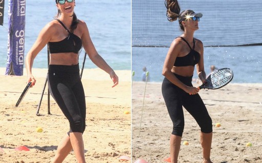 Daniella Sarahyba se diverte ao jogar beach tennis em praia no Rio