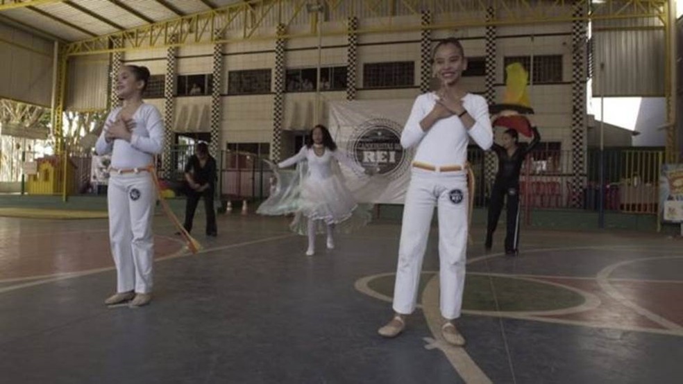 Alguns mestres de capoeira acusam capoeiristas evangélicos de apagar a raiz africana dessa arte brasileira (Foto: BBC Brasil/Reprodução)