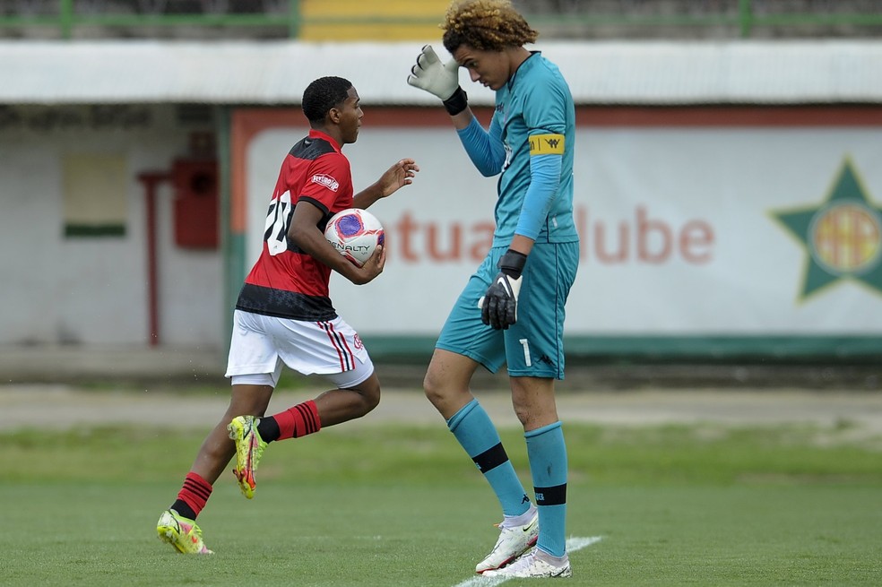 Flamengo venceu por 4 a 1 e avançou — Foto: Marcelo Cortes / Flamengo