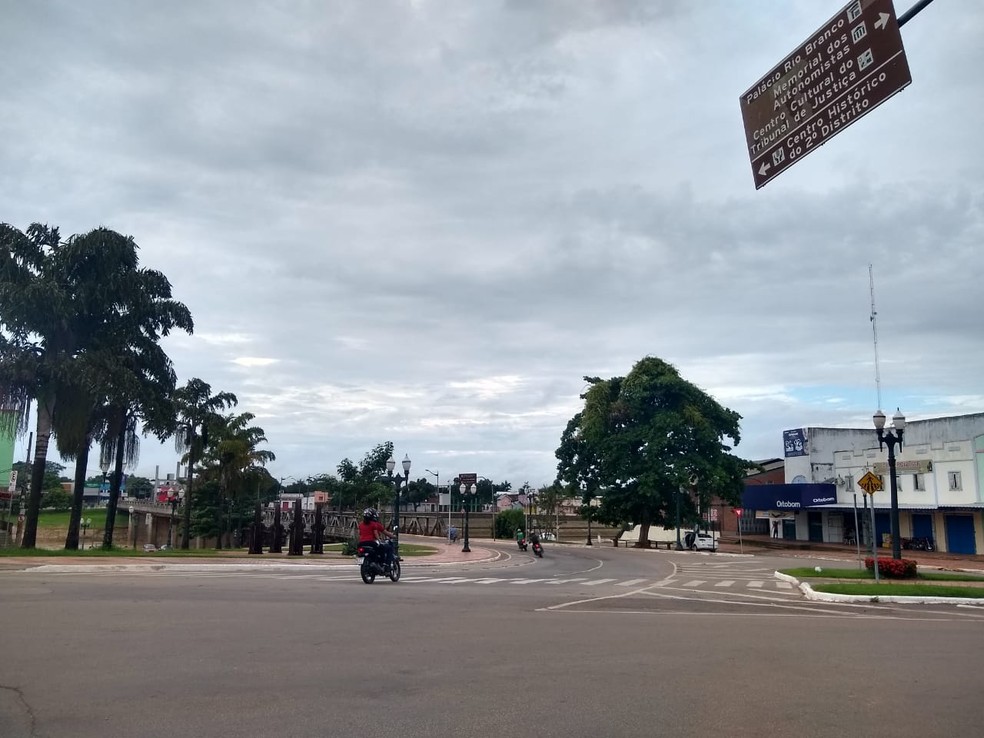 Domingo (3) deve ser de sol no AC, mas pode ocorrer pancadas de chuva no fim da tarde  — Foto: Quésia Melo/Rede Amazônica Acre 