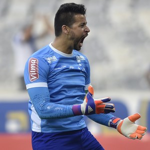 Fábio está a 10 jogos de se tornar o atleta com mais partidas pelo Cruzeiro