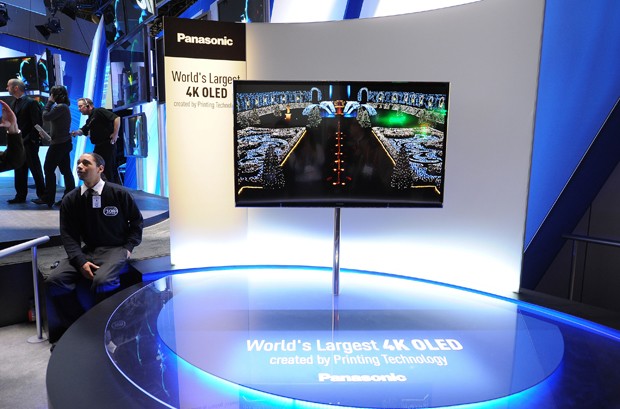 TV de OLED da Panasonic com 56 polegadas tem resolução de 4K (Foto: Al Powers/Invision for Panasonic/AP Images)