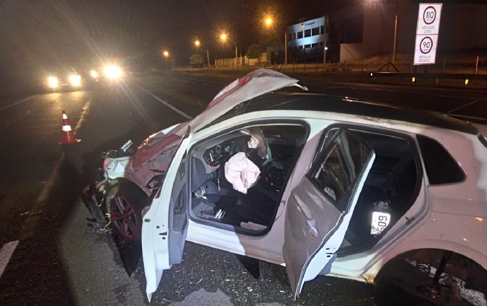 Carro em que estava a vítima no capotamento em Jaú — Foto: Arquivo pessoal