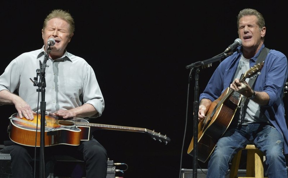 Don Henley e Glenn Frey durante show em 2014.  (Foto: Foto: John Shearer/Invision/AP)