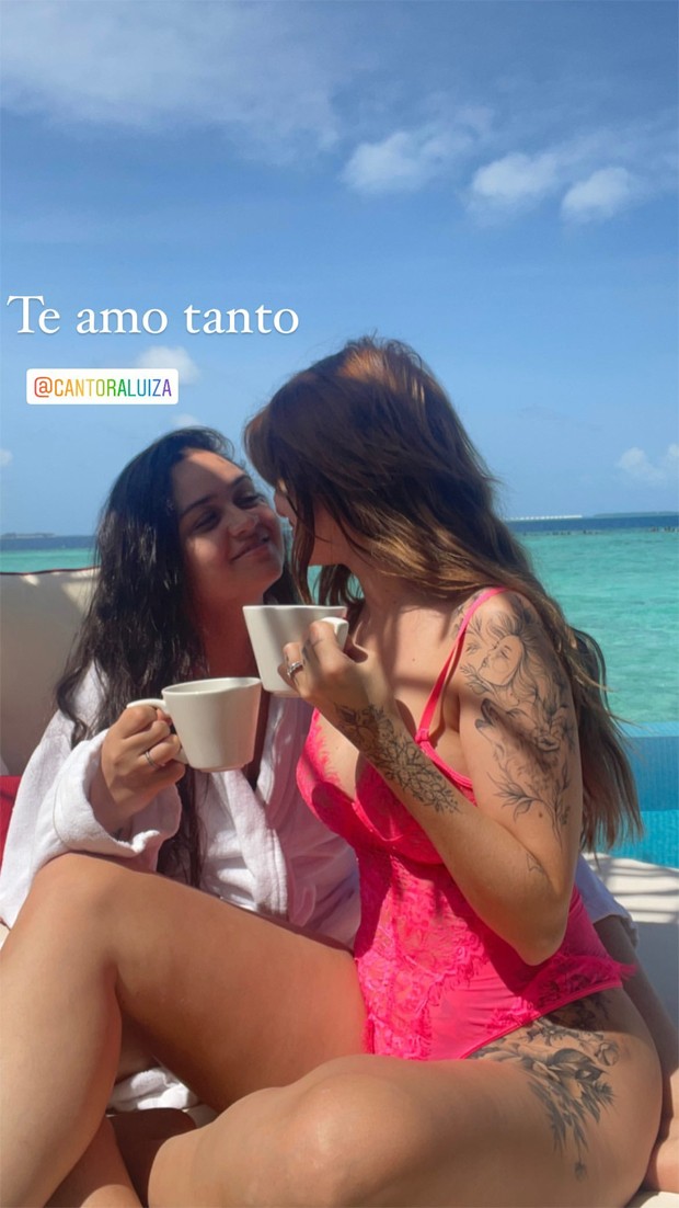 Marcela Mc Gowan e Luiza estão fazendo viagem romântica nas Maldivas (Foto: Reprodução / Instagram)