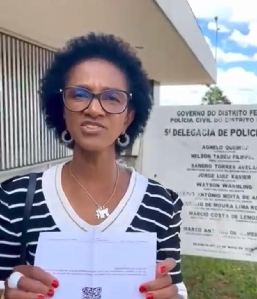 Vereadora negra relata ameaças e racismo após se declarar contra cassação de parlamentar que denunciou suposta saudação nazista em SC