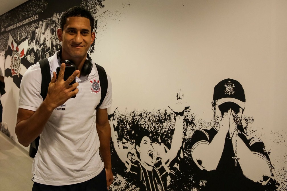 Pablo reforça preferência pelo Corinthians, mas vê clubes brasileiros 