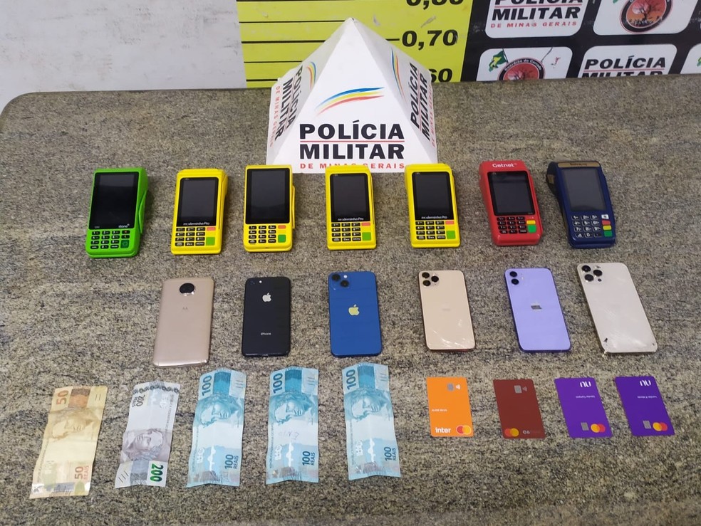 PM prendeu suspeitos de estelionato em Uberlndia — Foto: Polcia Militar/Divulgao