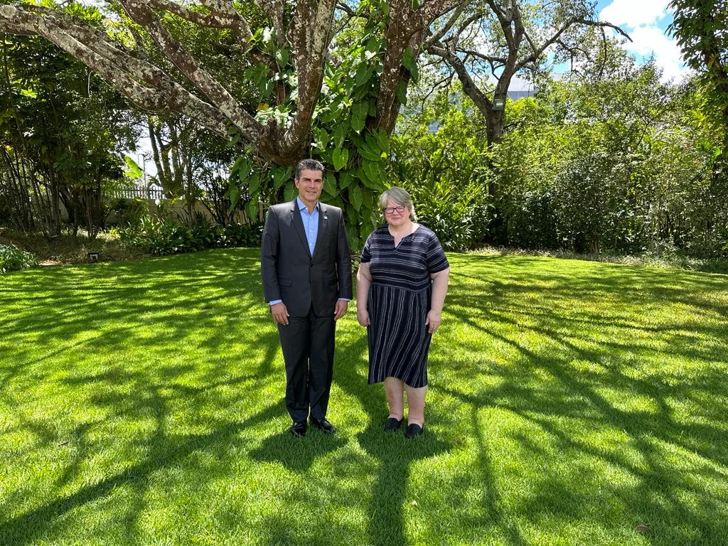 'As comunidades locais são guardiãs da Amazônia', afirma ministra do Meio Ambiente do Reino Unido em visita ao Pará