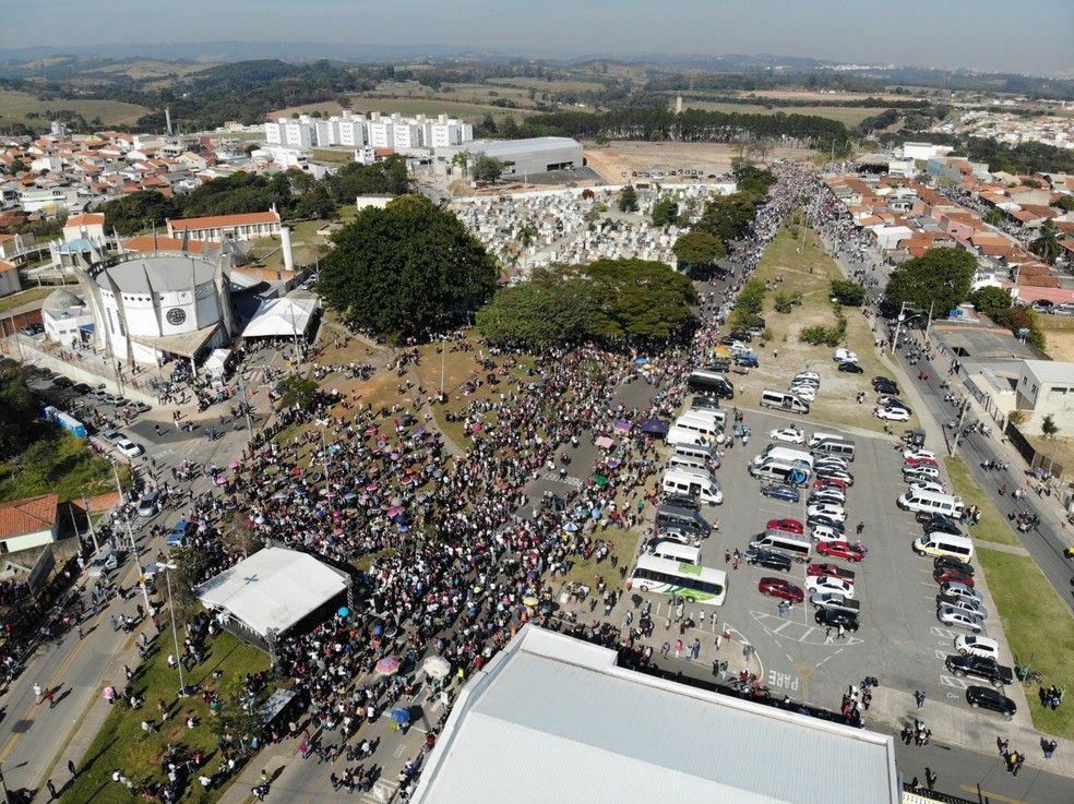 Romaria de Aparecidinha reuniu milhares de fi&eacute;is em Sorocaba no ano passado &mdash; Foto: Eduardo Pivetta/Arquivo pessoal
