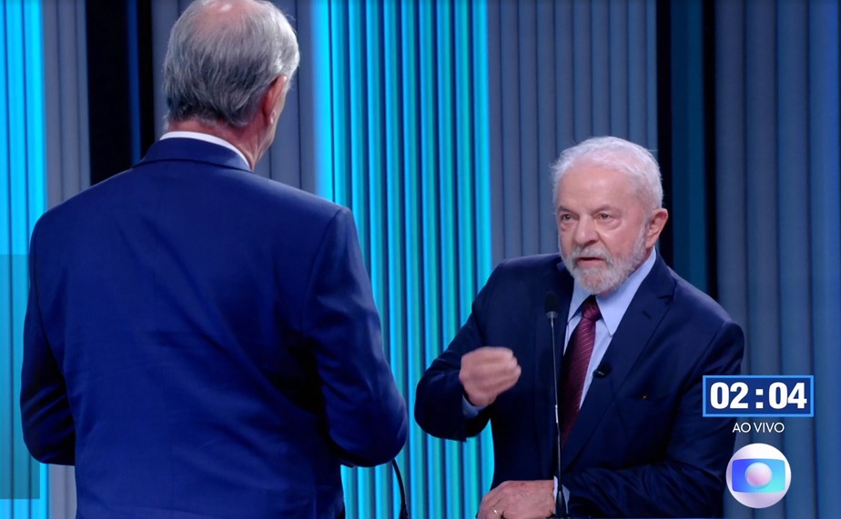 Lula e Ciro Gomes durante debate da TV Globo no primeiro turno