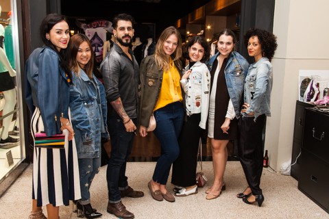 Andrezza Mastiguim, Camila Sawamura, Eddie Gomes, Maria Paula Artiaga e Team Vogue