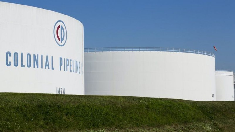 O ataque cibernético afetou uma das maiores redes de oleodutos dos EUA. — Foto: Colonial Pipeline via BBC