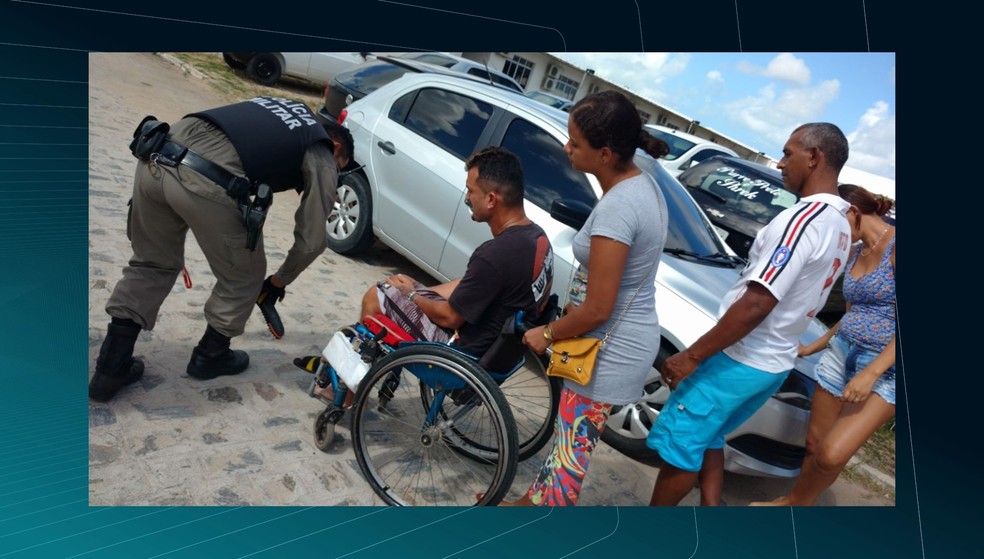 Deficiente físico foi preso em flagrante e encaminhado para Central de Polícia de João Pessoa (Foto: Reprodução/TV Cabo Branco)