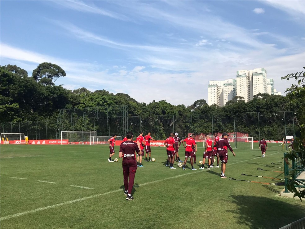São Paulo treina nesta segunda-feira no CT da Barra Funda — Foto: Eduardo Rodrigues