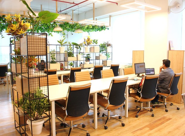 Coworking em áreas comuns dos edifícios disponibiliza um espaço para que os moradores possam realizar o seu home office sem a necessidade de ir ao escritório (Foto: Pixabay / CreativeCommons)