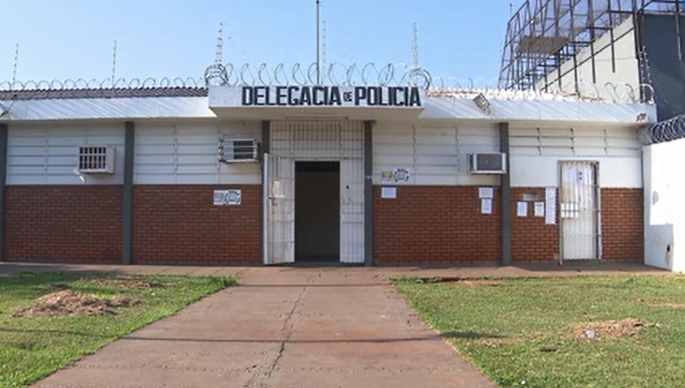 Delegacia de Ibiporã — Foto: Reprodução/RPC