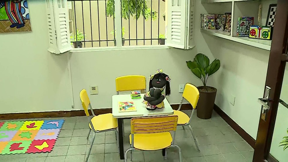 Espaço de acolhimento infantil dentro do Centro de Referência Clarice Lispector, no bairro de Santo Amaro, no Centro do Recife — Foto: Reprodução/TV Globo