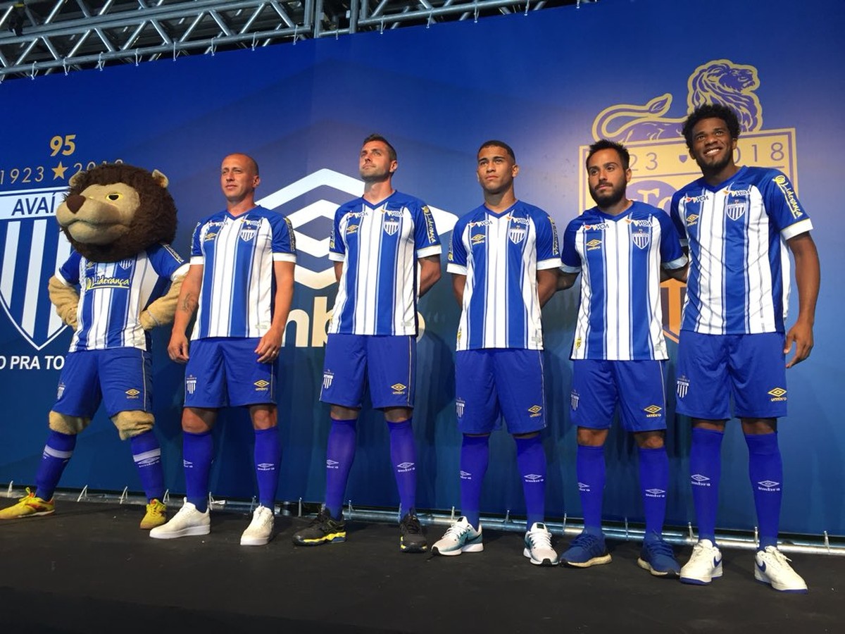 Com a presença da torcida, Avaí