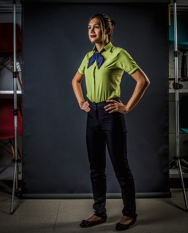 Empresa;Comportamento;Luana Azevedo, 21 anos l Operadora de caixa – Carrefour (Foto: Rogério Albuquerque)