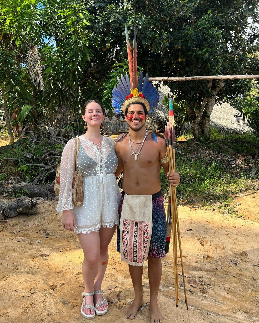 Lana Del Rey visitou comunidade ind&iacute;gena no Amazonas &mdash; Foto: Reprodu&ccedil;&atilde;o / Instagram