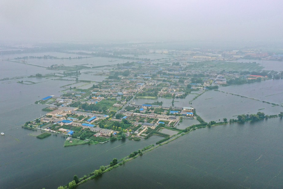 Foto aérea mostra a enchente que atingiu Panjin, na província de Liaoning, no início deste mês de agosto