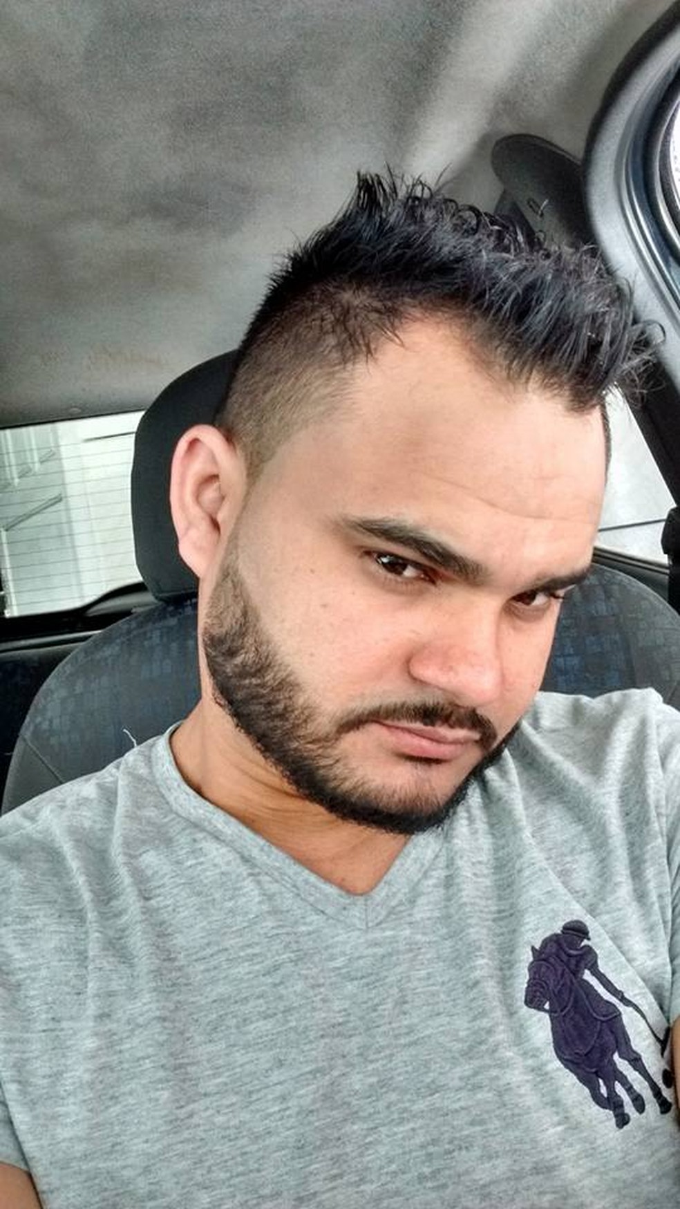 'Ele não precisava disso', diz irmão de homem baleado e morto após briga por marmita, na Grande SP — Foto: Redes sociais / Facebook