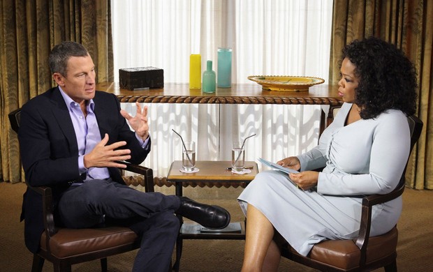 Lance Armstrong e Oprah Winfrey (Foto: AP)